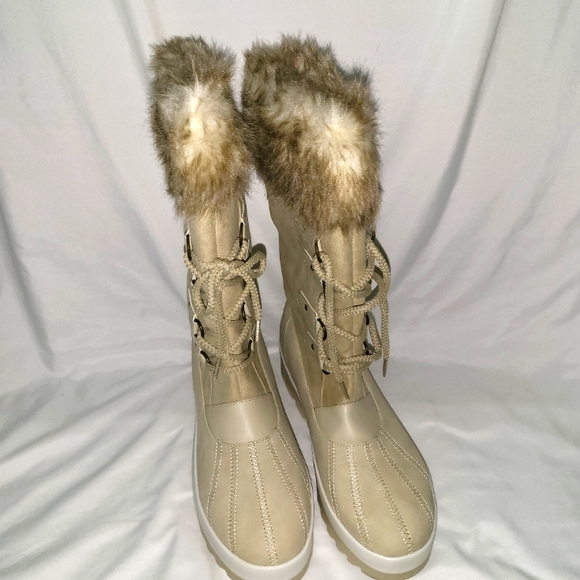 Boots - Picture 1 of 3